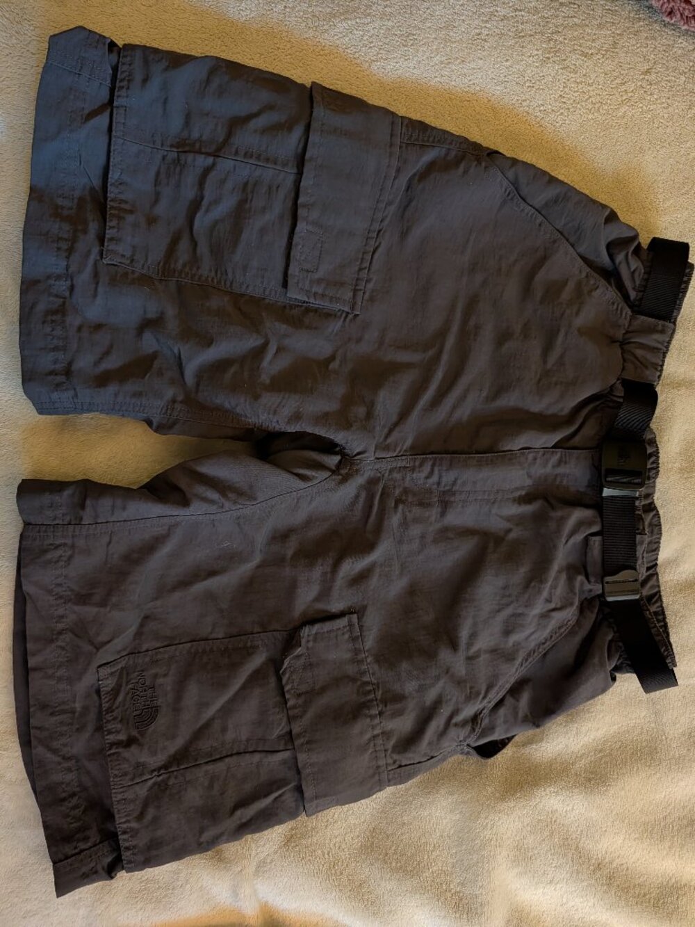 THE NORTH FACE MENS SHORTS S Small Outdoors Hiking Camping Gray Pockets Belt